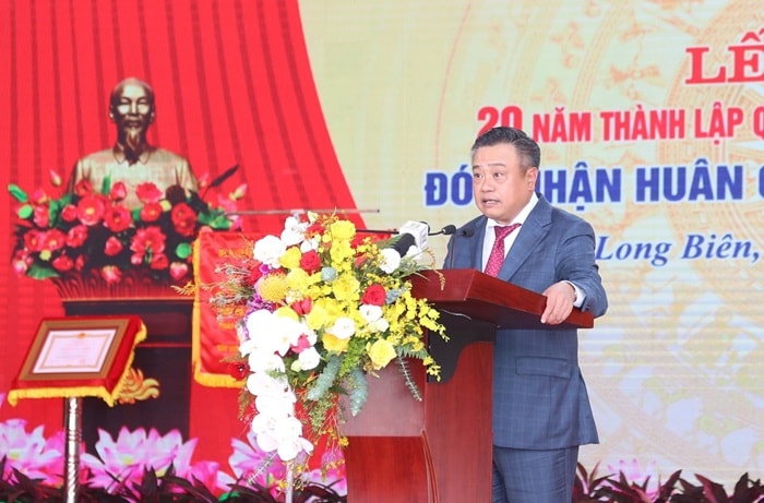 long bien tu huyen ngoai thanh lot xac tro thanh quan do thi hien dai van minh hinh 2