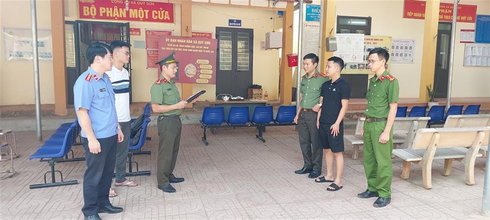 lua tuyen nguoi xuat khau lao dong di thai lan de ep tien chuoc hinh 1
