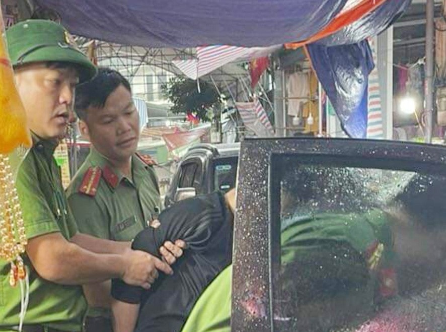 mot chien si cong an xa o ha tinh bi dam trong thuong khi lam nhiem vu hinh 1
