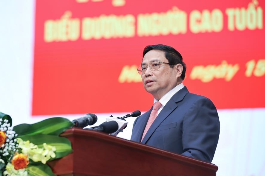 coi nguoi cao tuoi la nguon luc cho phat trien ruong cot cua gia dinh va xa hoi hinh 1