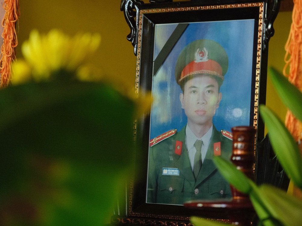 truy thang cap bac ham tu thuong uy len dai uy doi voi dong chi tran trung hieu hinh 1