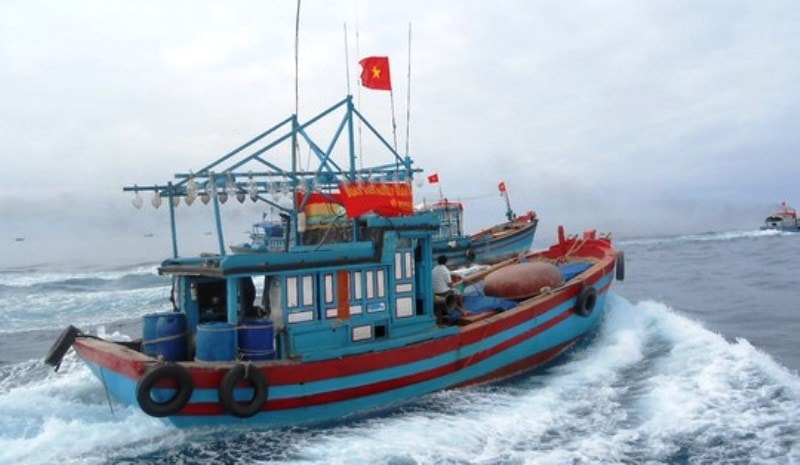 khan truong tim kiem ngu dan roi xuong bien mat tich khi dang danh bat ca o quang binh hinh 1