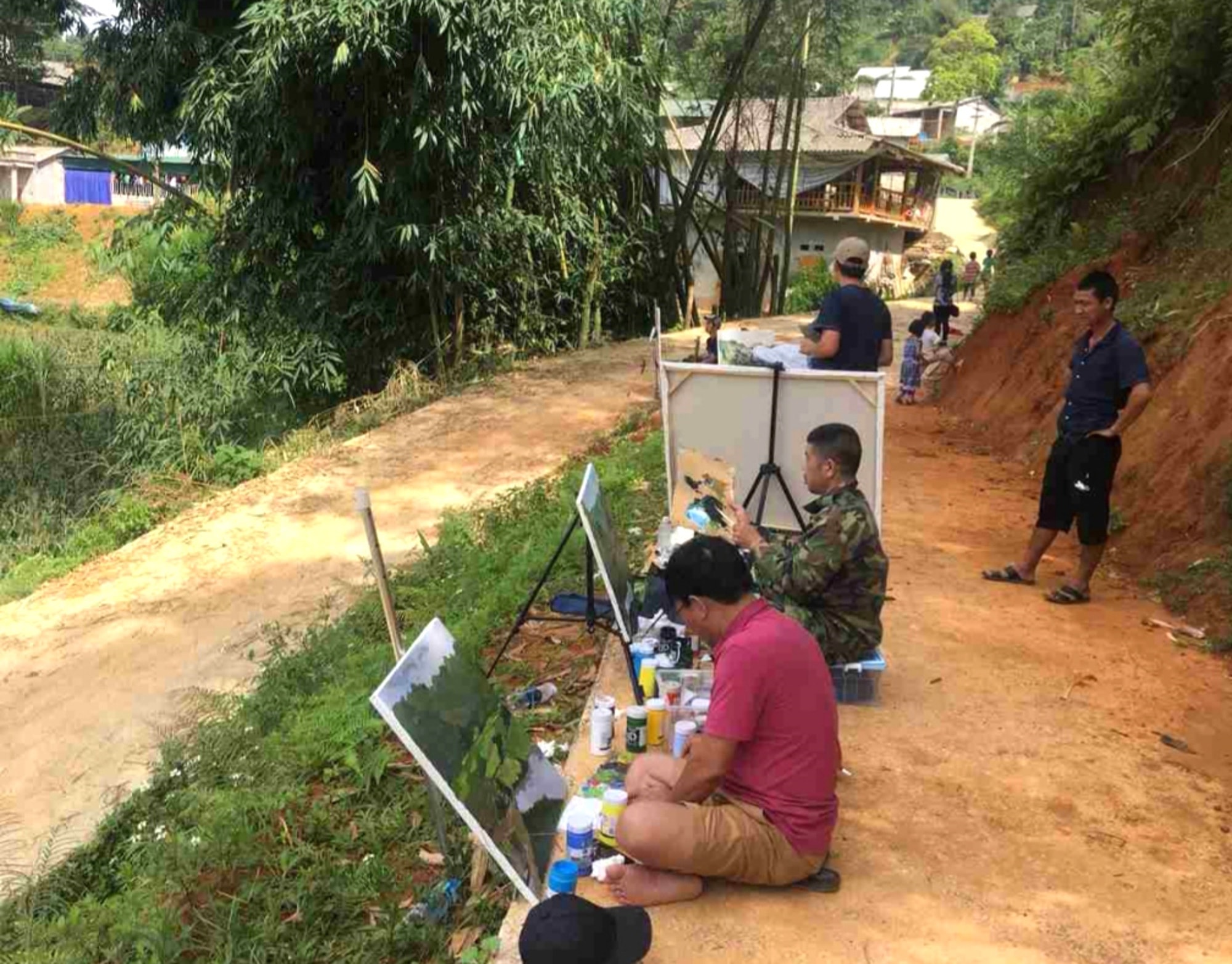 sac mau que huong xu doai trong tranh co do hinh 2