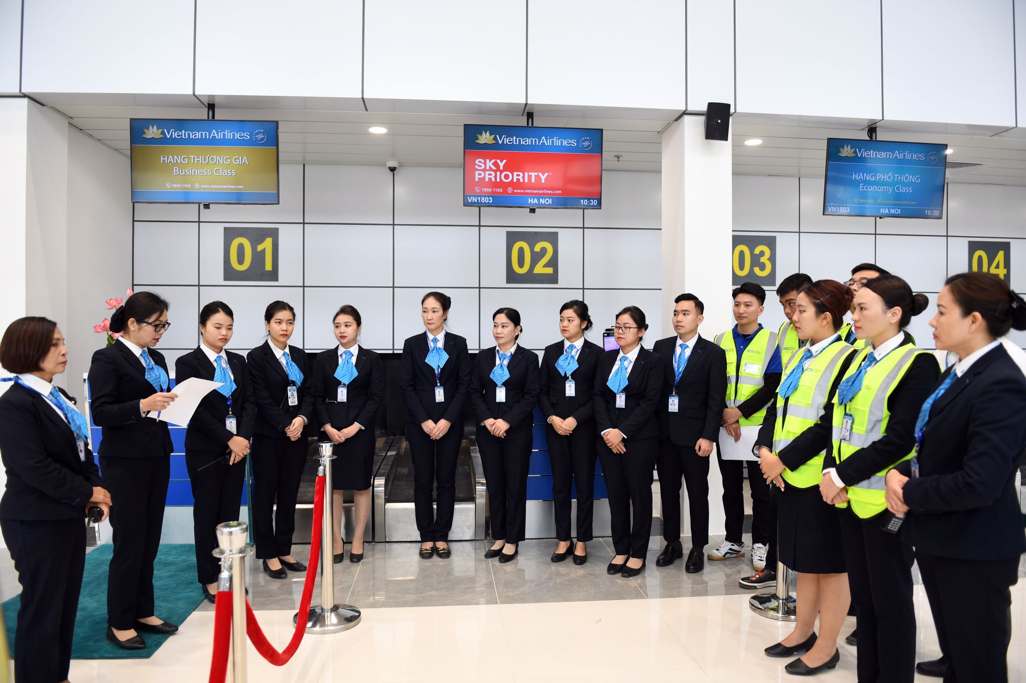 vietnam airlines san sang khai thac tro lai san bay dien bien hinh 1