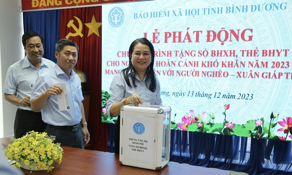 bhxh tinh binh duong phat dong tang so bhxh the bhyt cho nguoi co hoan canh kho khan hinh 1