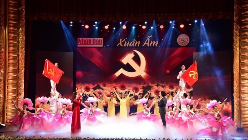 ca si anh tho trong tan gop mat tai chuong trinh xuan am 2024 hinh 1