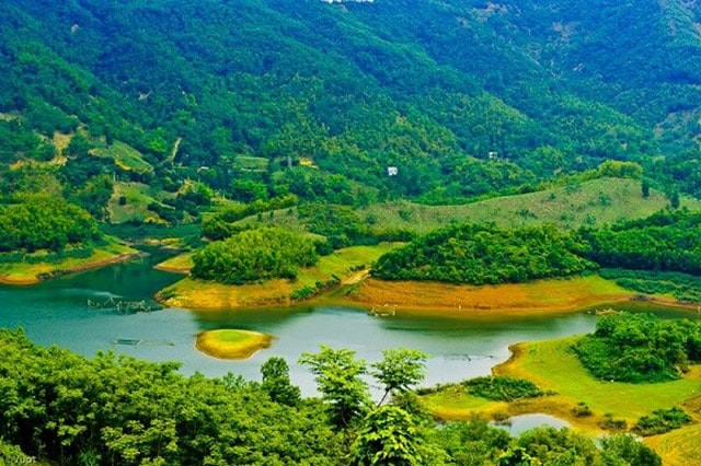 du lich hoa binh gat hai ket qua tot nho phat trien tiem nang san co hinh 2