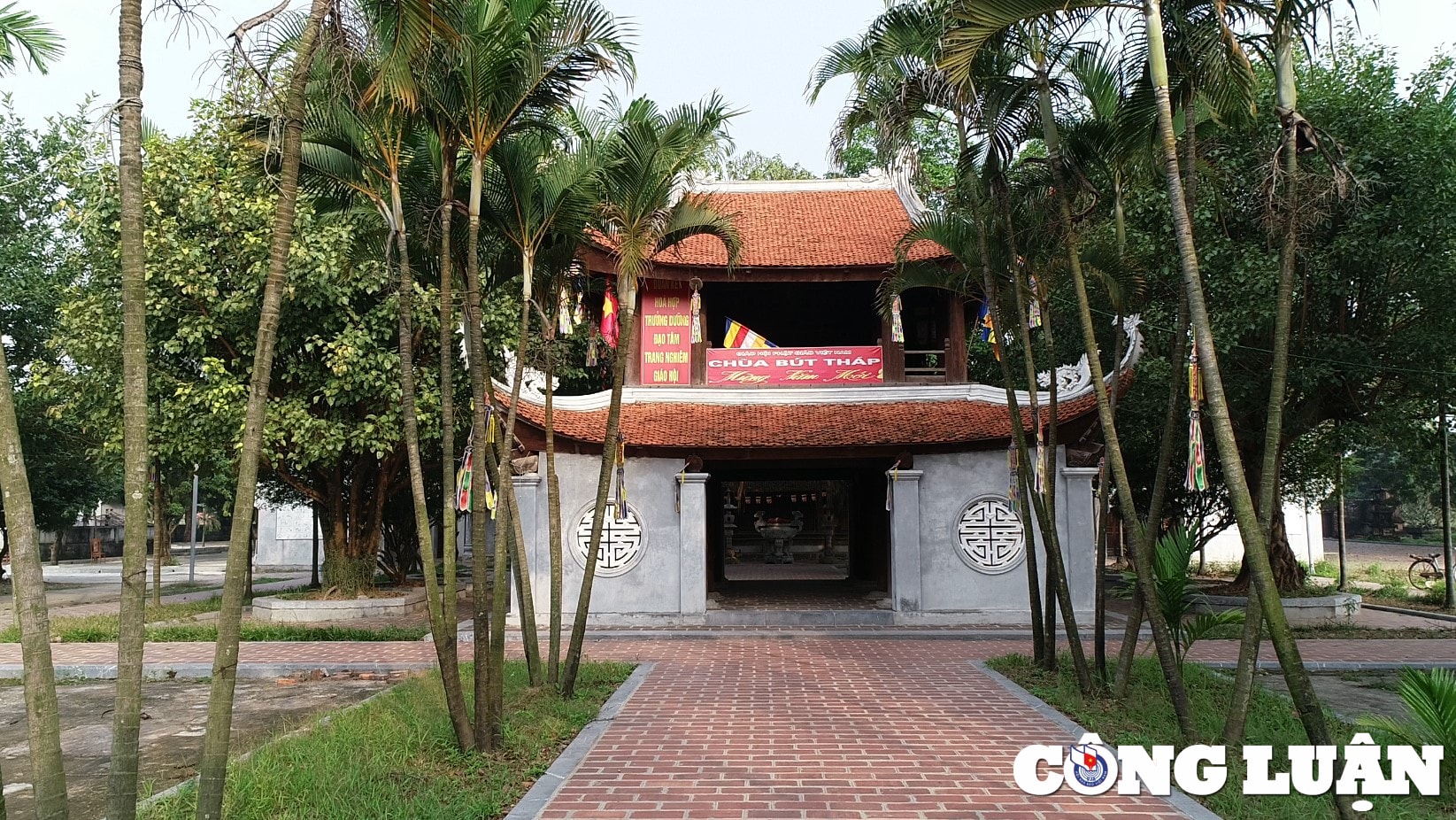 chua but thap ngoi chua luu giu nhieu bao vat quoc gia o bac ninh hinh 3