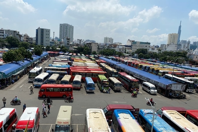 tp hcm thu hoi giay phep kinh doanh van tai cua nhieu nha xe hinh 1