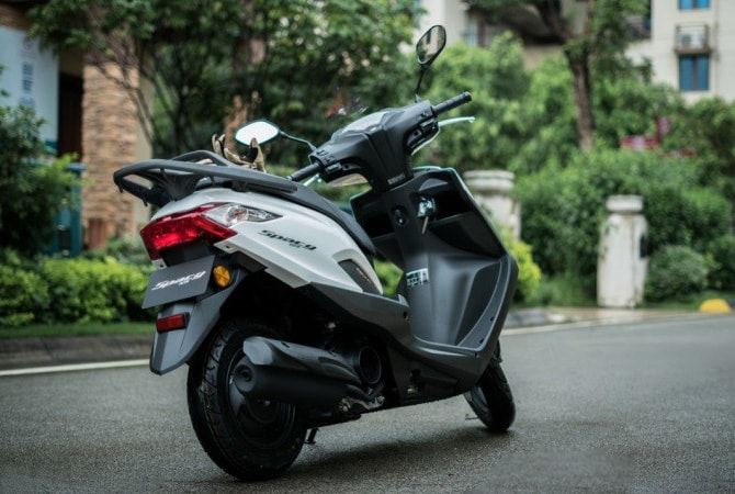 can canh huyen thoai honda spacy 125 2024 hinh 2