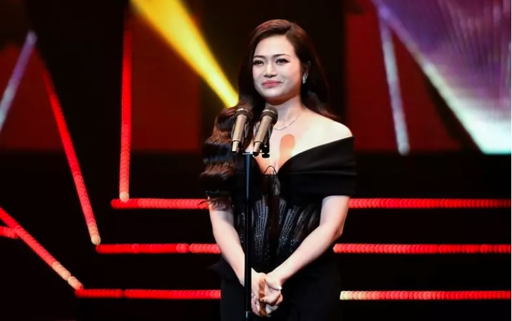 kieu anh khoc nhan phuc vinh xuc dong khi doat giai nu nam dien vien an tuong vtv hinh 2