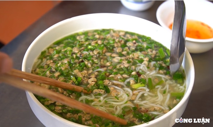 ve phu xuyen ha noi thuong thuc dac san bun hen hinh 1