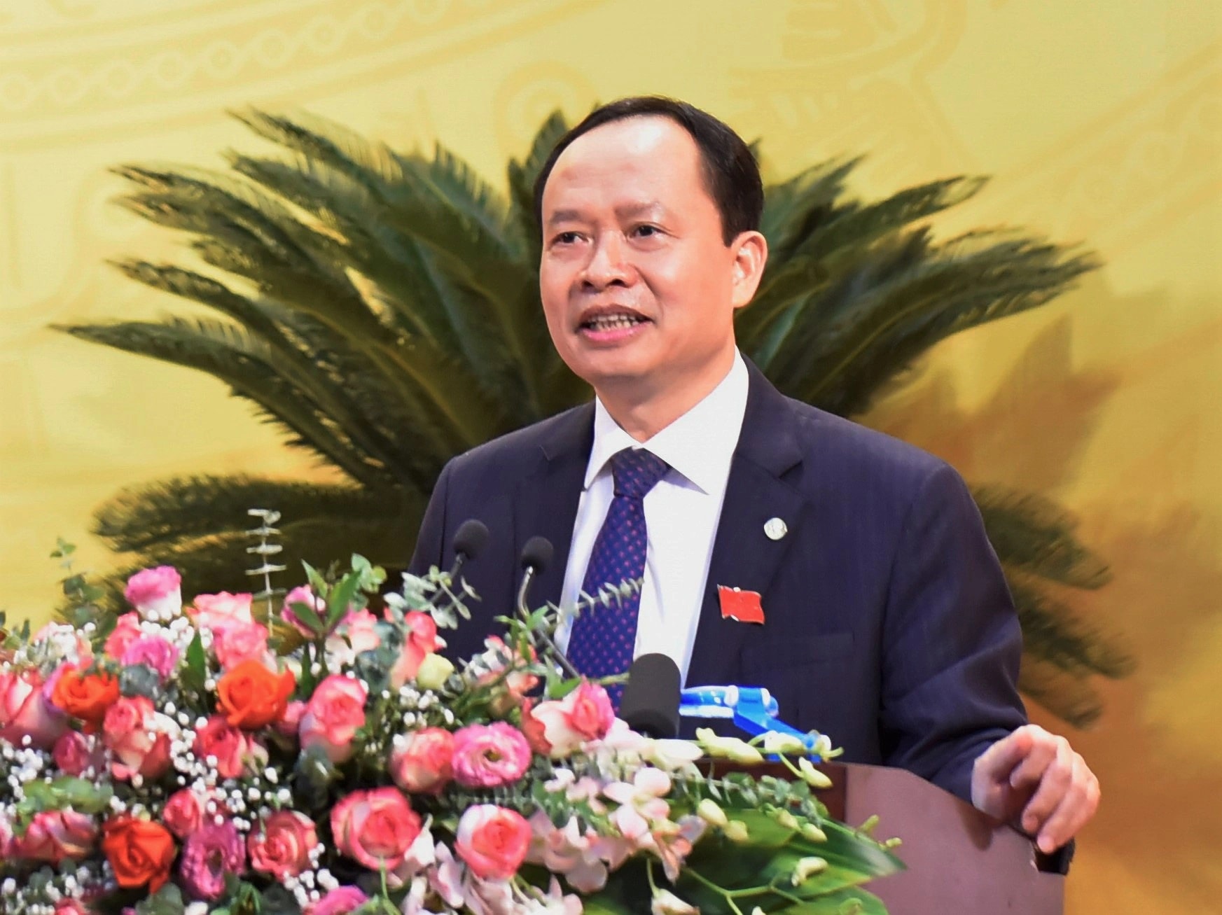 xoa tu cach chuc vu chu tich ubnd tinh thanh hoa voi ong trinh van chien hinh 1