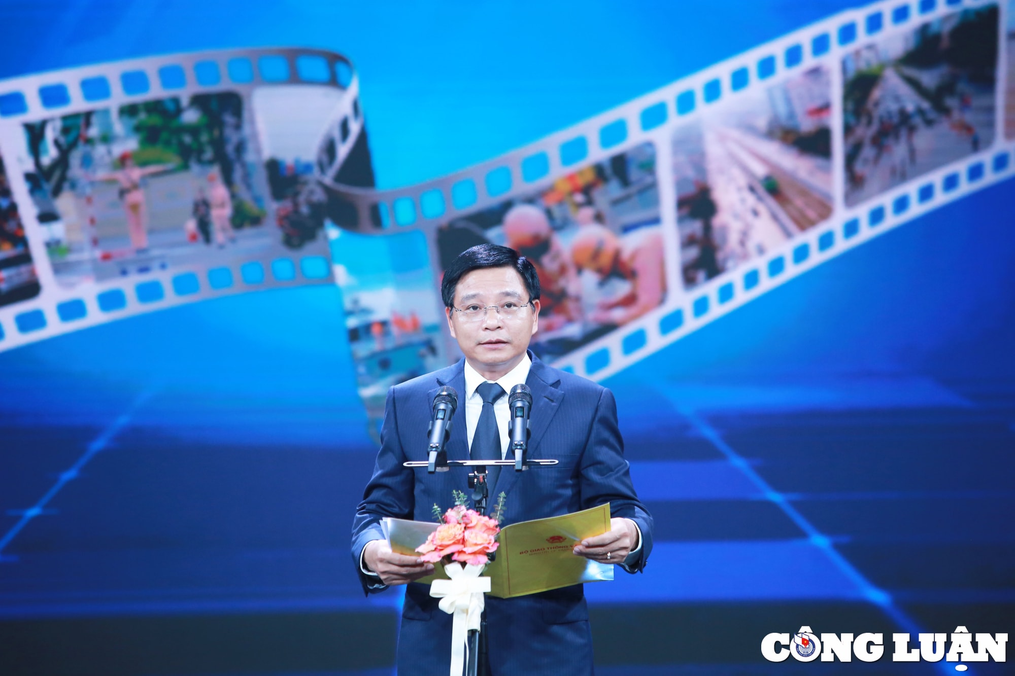 trao giai lien hoan phim toan quoc ve an toan giao thong nam 2023 hinh 2