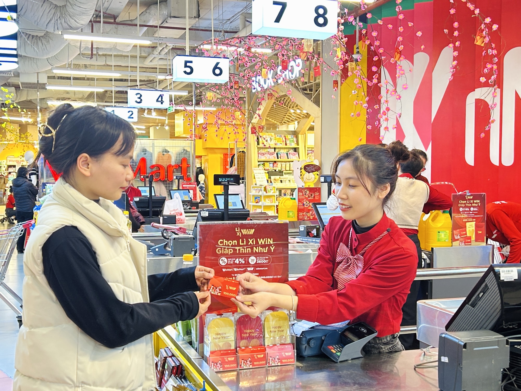 tam trao thanh y voi mon qua tet thiet thuc tu wincommerce hinh 2