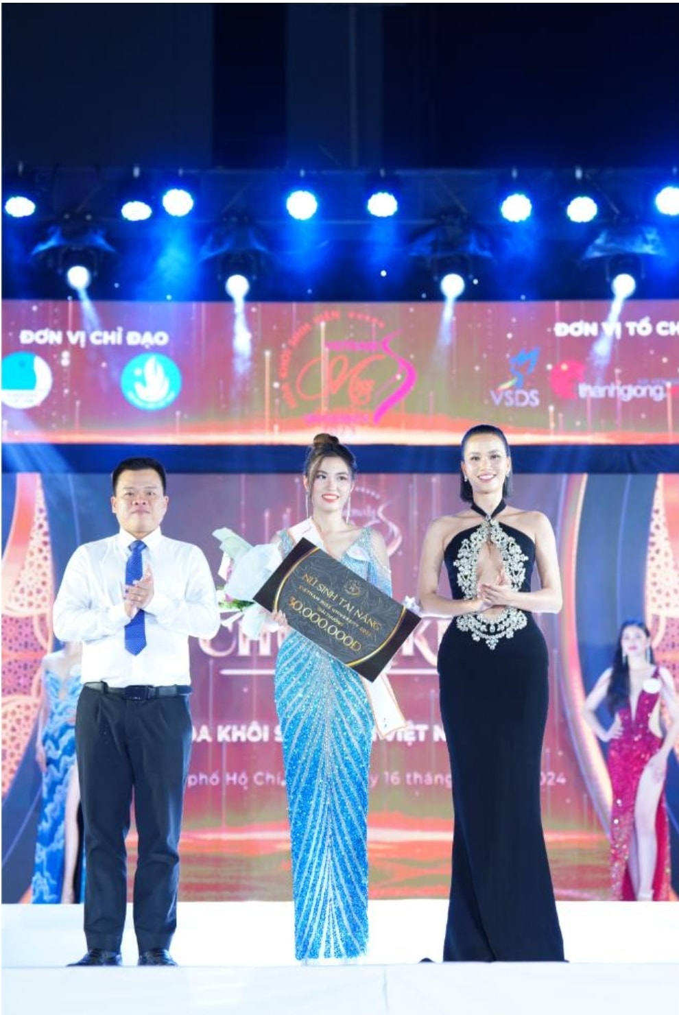 fcf cong bo giai thuong khung cho cuoc thi hoa hau sinh vien viet nam 2024 hinh 4