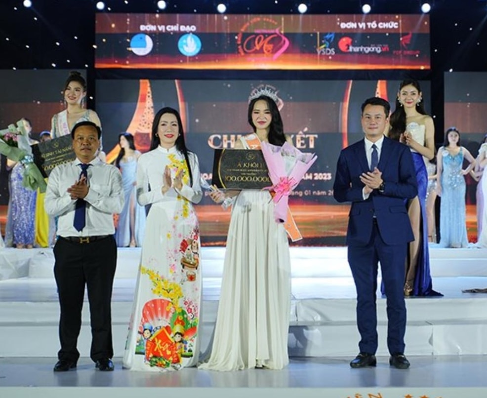 fcf cong bo giai thuong khung cho cuoc thi hoa hau sinh vien viet nam 2024 hinh 12