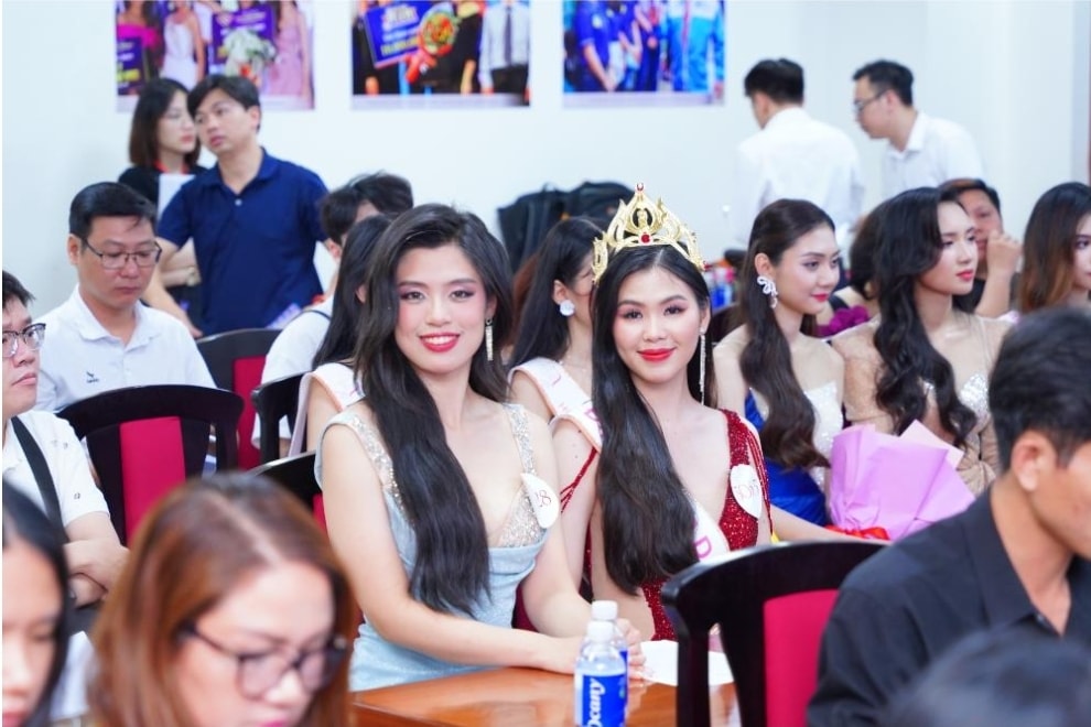 fcf cong bo giai thuong khung cho cuoc thi hoa hau sinh vien viet nam 2024 hinh 27