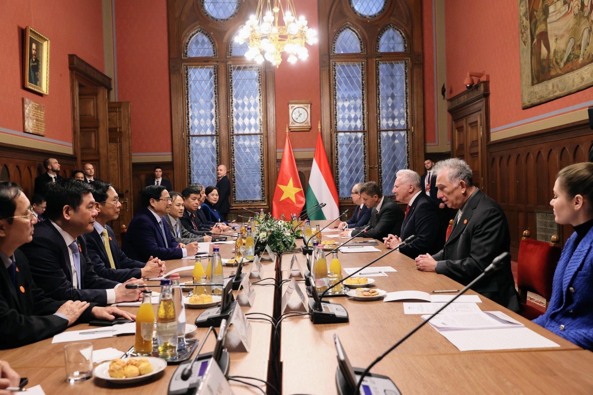 viet nam luon la doi tac uu tien trong chinh sach huong dong cua hungary hinh 2