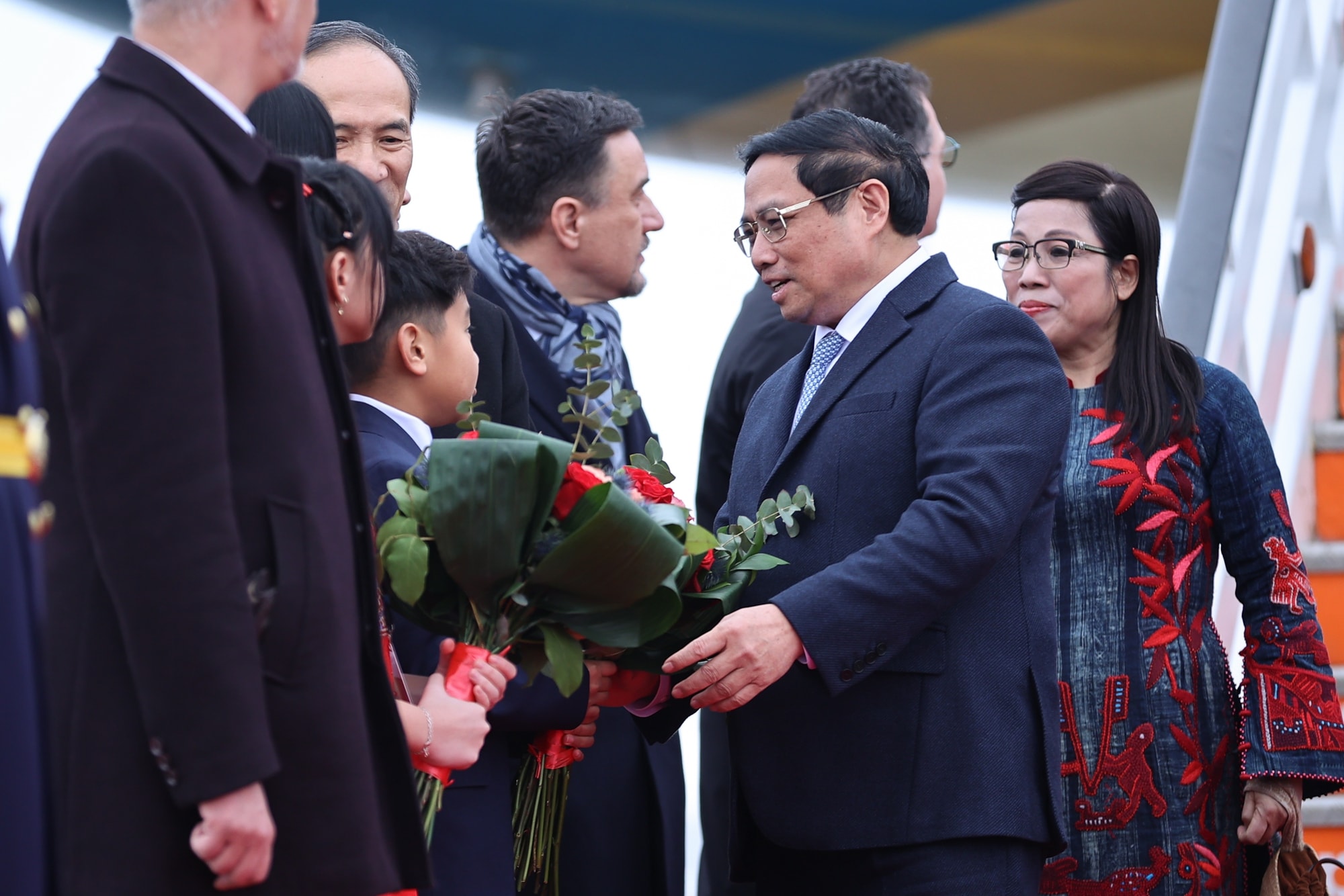 thu tuong pham minh chinh da toi thu do bucharest bat dau tham chinh thuc romania hinh 3