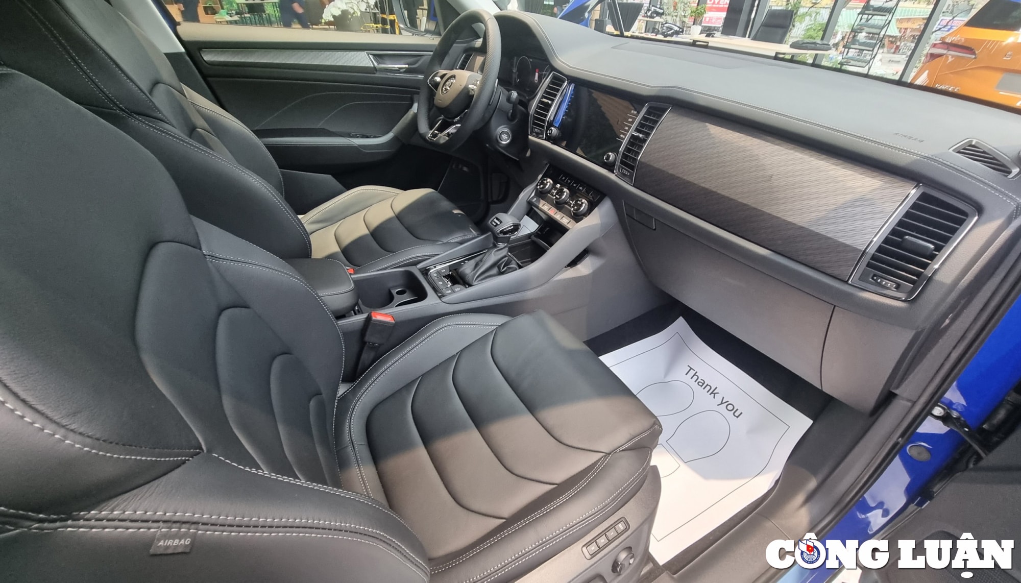 kodiaq style 20 tsi 4x4 mau suv 7 cho hang d nha skoda hinh 6