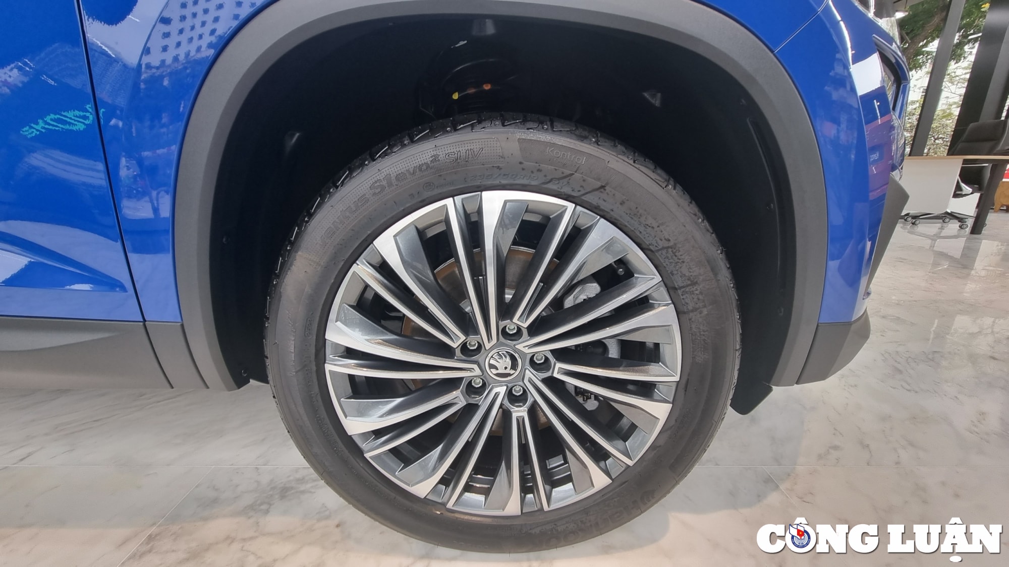 kodiaq style 20 tsi 4x4 mau suv 7 cho hang d nha skoda hinh 3
