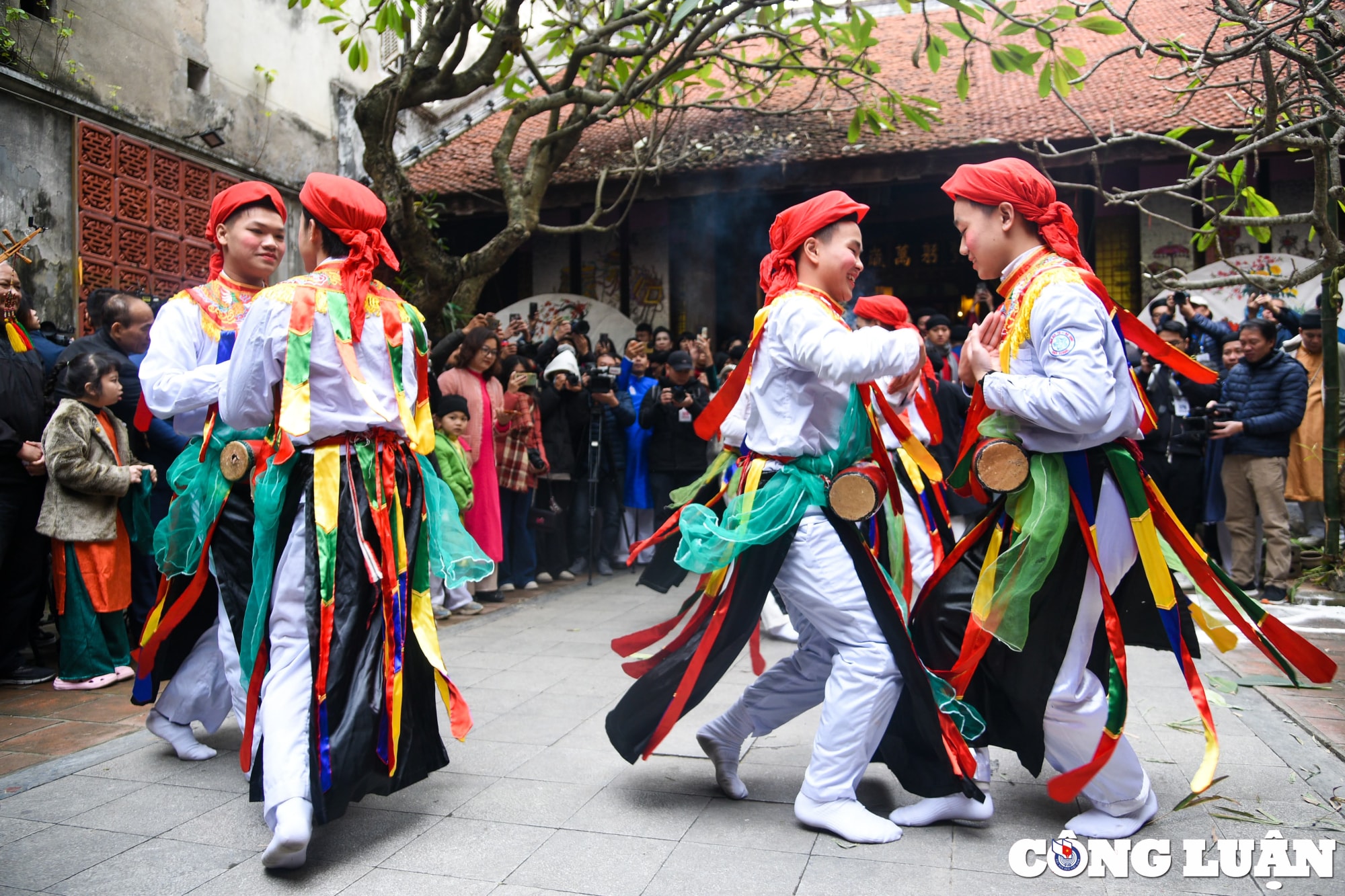 tai hien tet viet xua tai pho co ha noi hinh 17