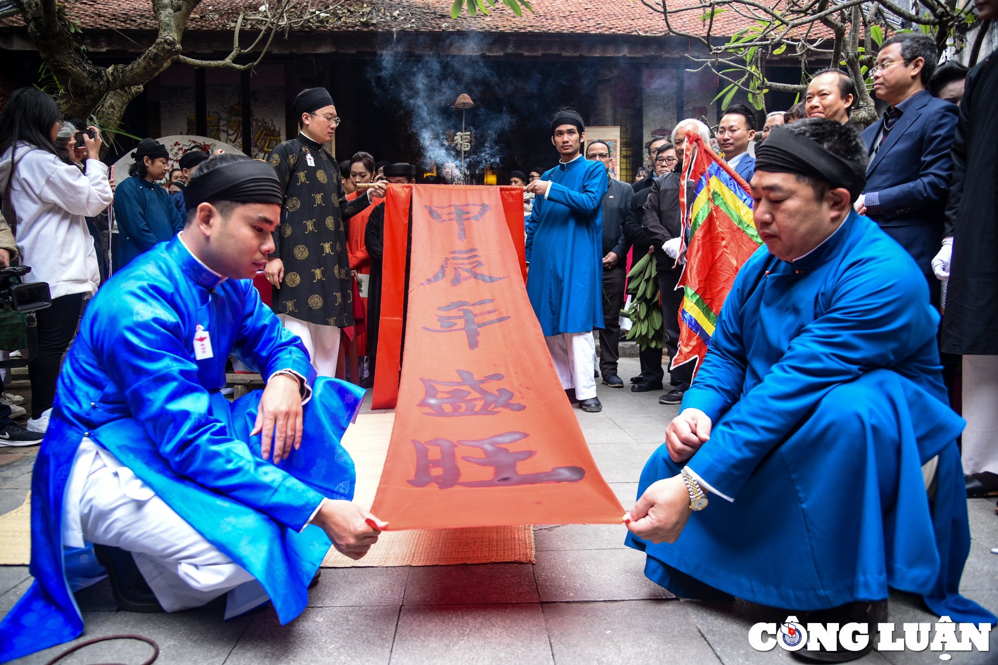 tai hien tet viet xua tai pho co ha noi hinh 15