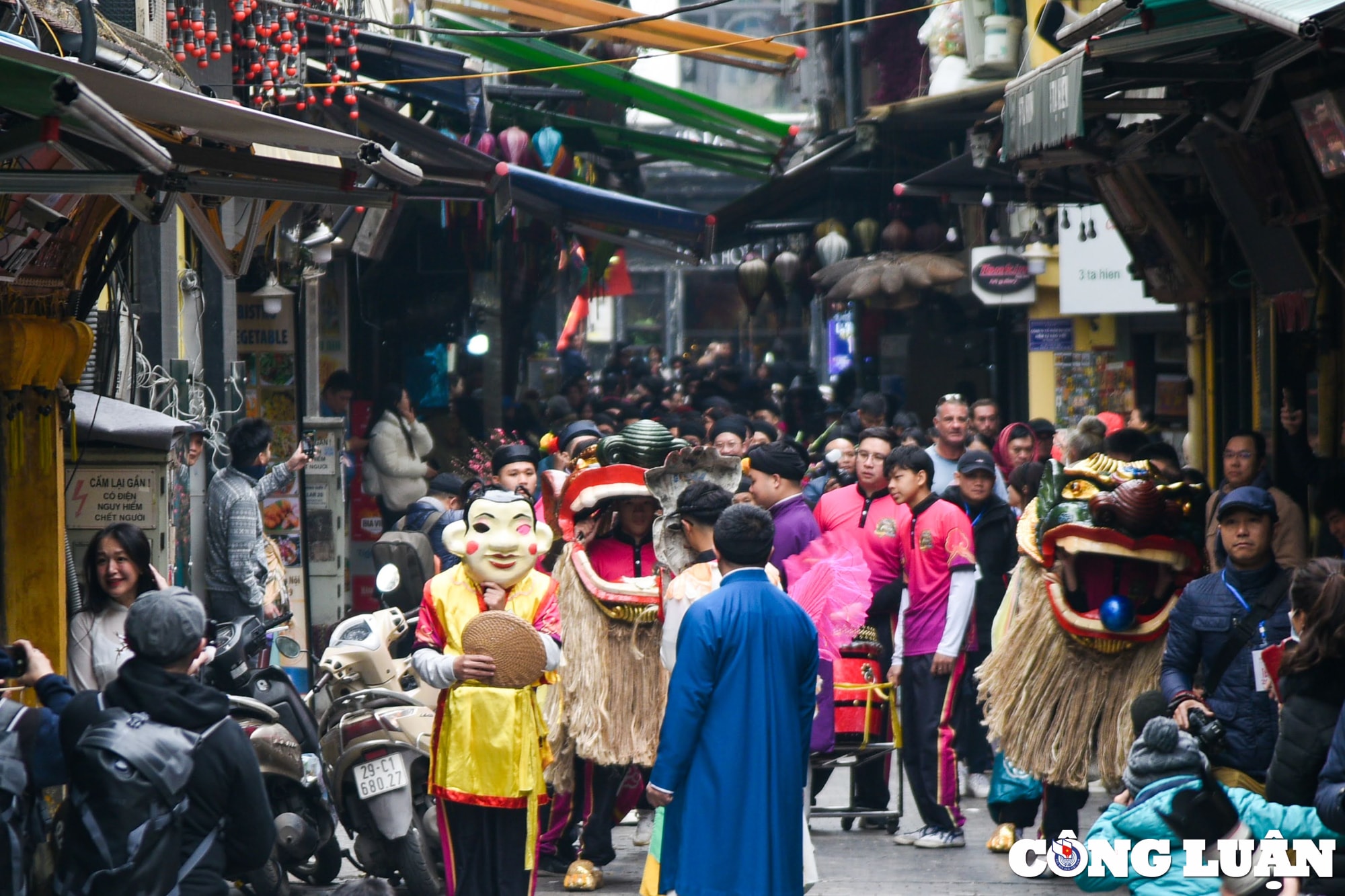tai hien tet viet xua tai pho co ha noi hinh 1