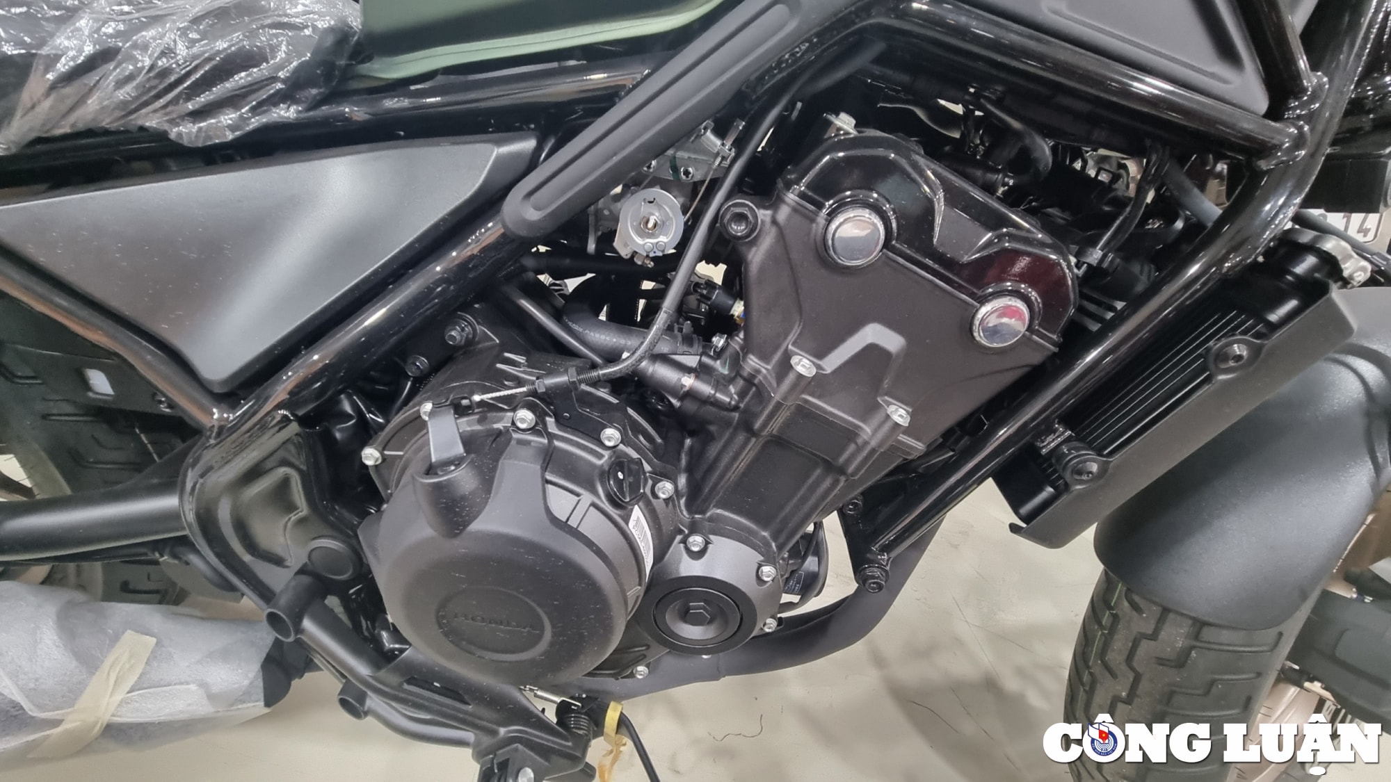 chi tiet mau xe honda rebel 500 2024 hinh 4