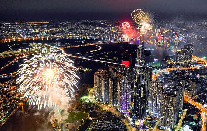 tp hcm ban phao hoa 11 diem trong dem giao thua tet giap thin 2024 hinh 1
