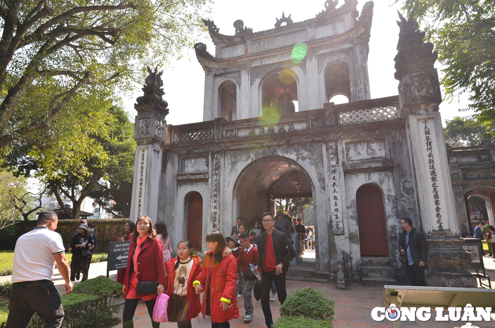 du khach ve van mieu quoc tu giam thuong lam 80 tac pham rong doc dao hinh 4