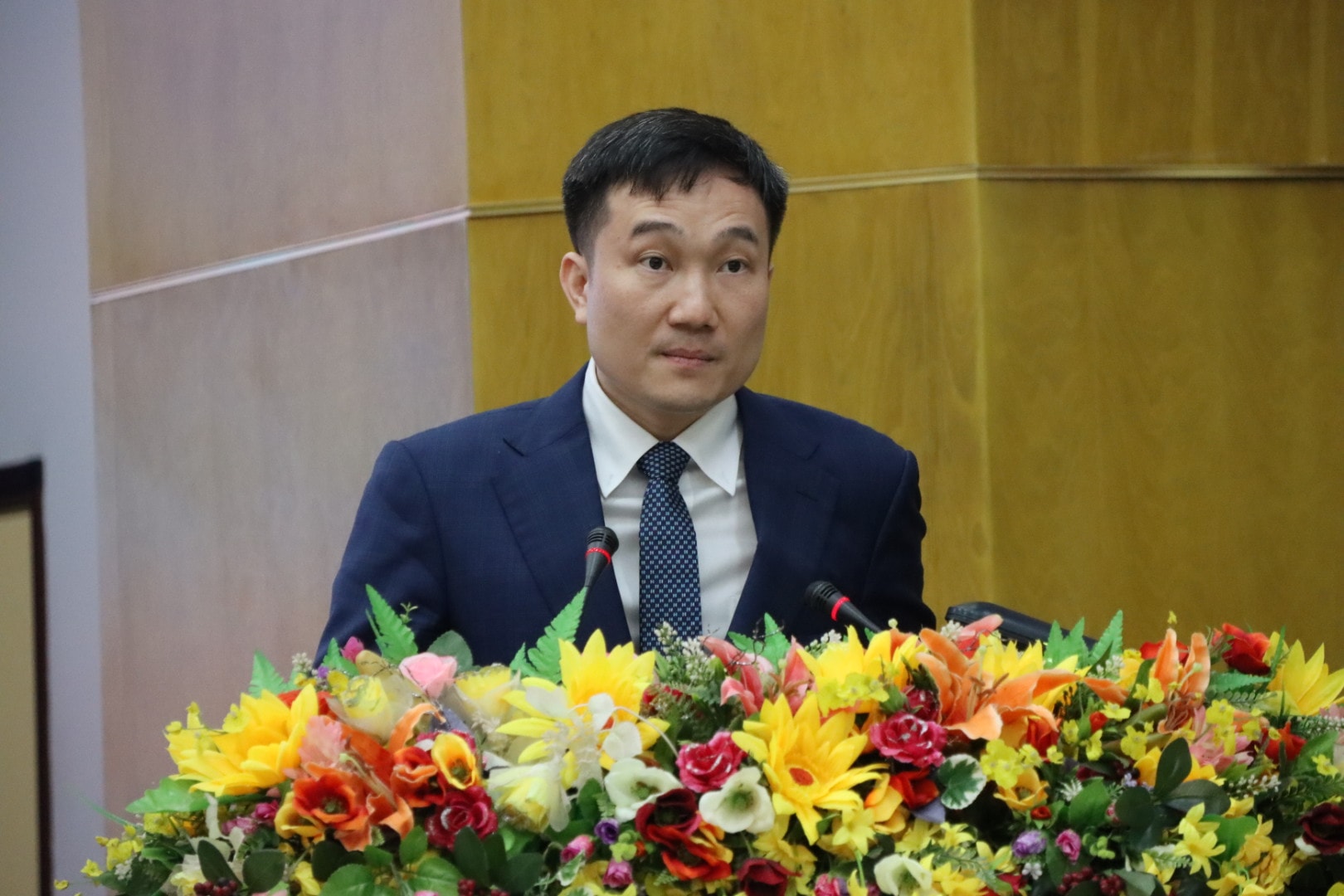 ong nguyen tuan anh duoc bau lam pho chu tich ubnd tinh gia lai hinh 3