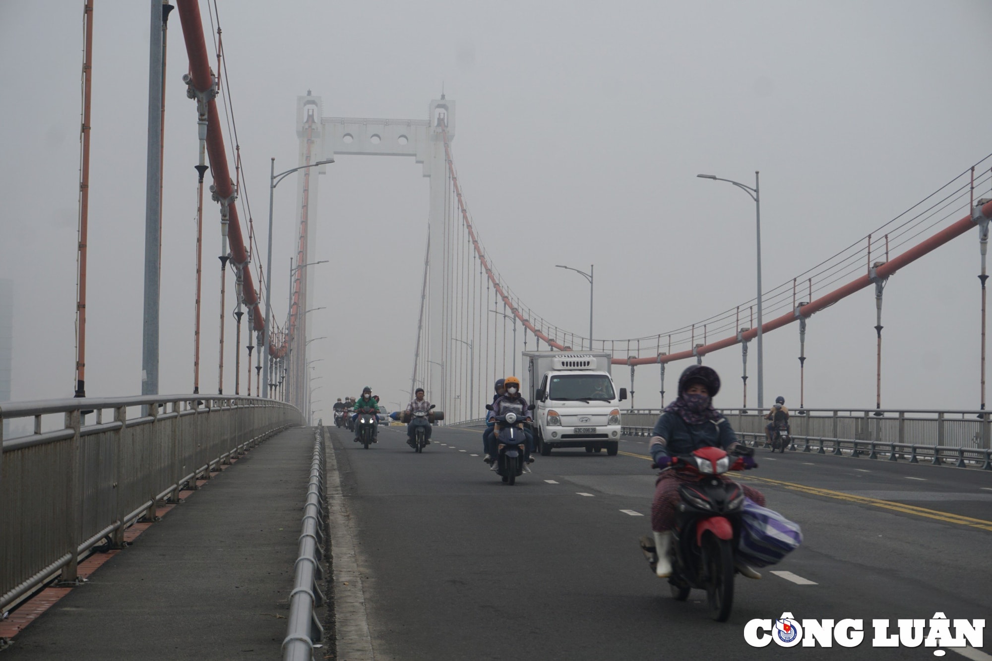 suong mu day dac keo dai nhieu ngay o da nang hinh 9