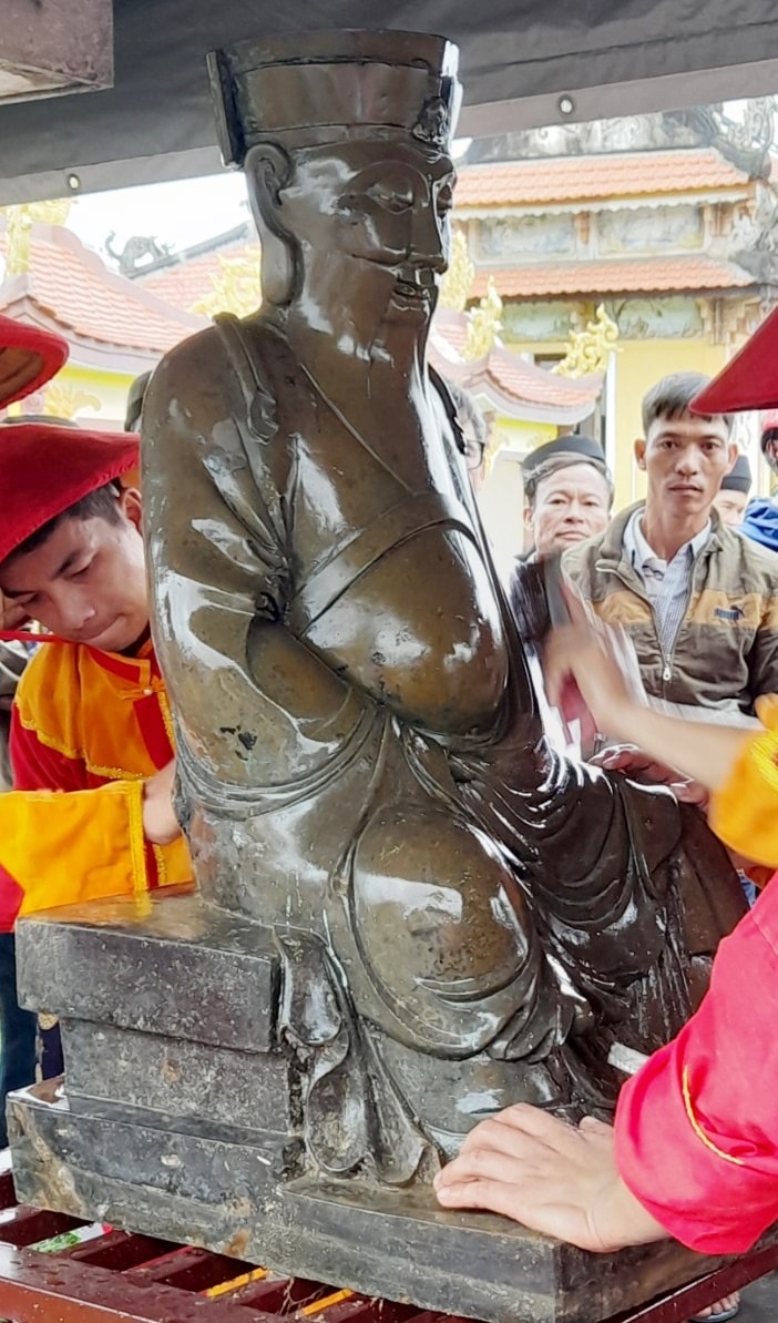 quang tri noi gi ve di san chua nguyen hoang hinh 3