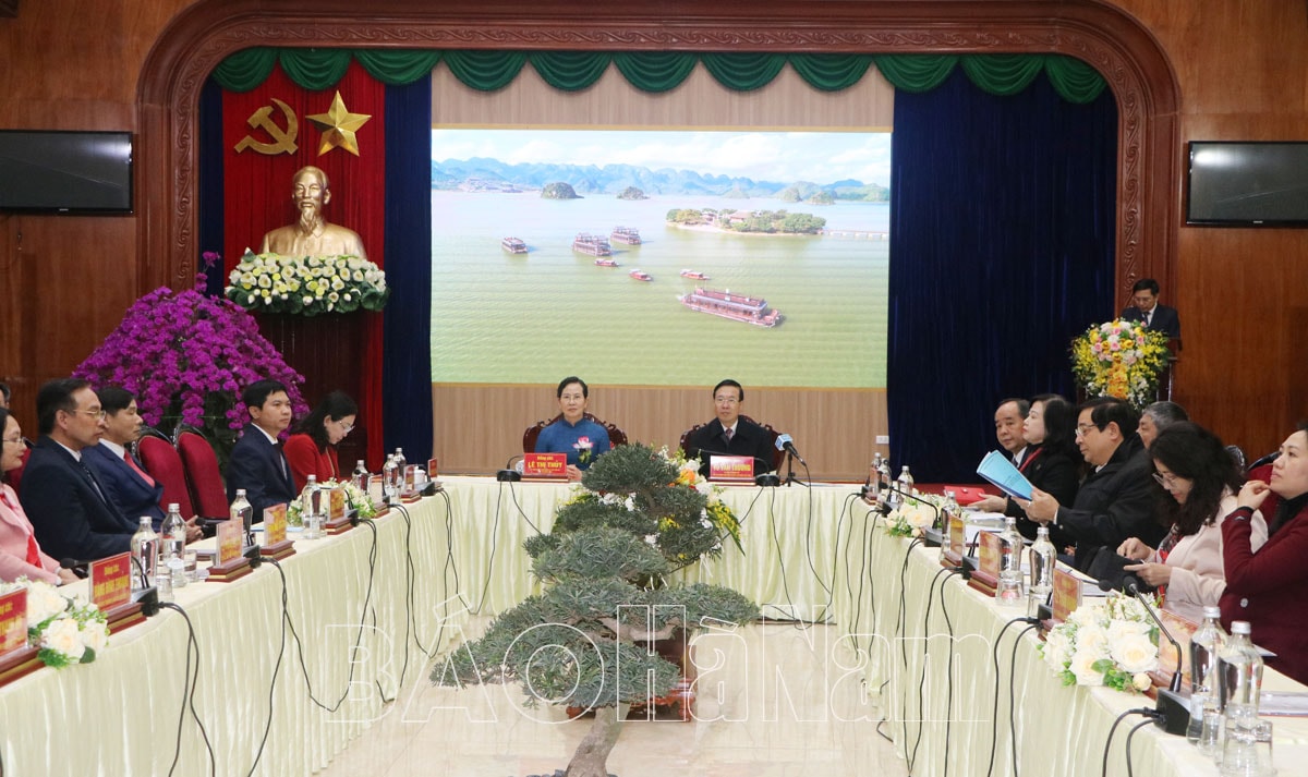chu tich nuoc vo van thuong tham lam viec tai ha nam hinh 1