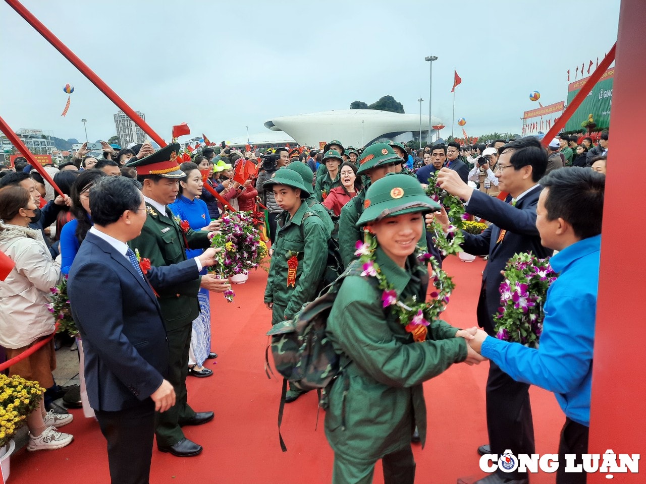 quang ninh hon 2100 thanh nien uu tu phan khoi len duong nhap ngu hinh 3