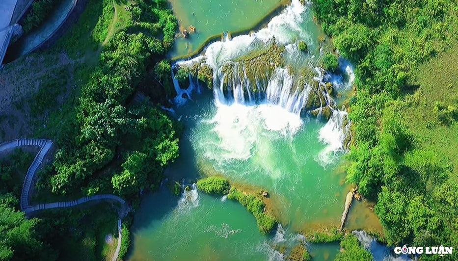 ve dep tho mong cua thac co la o mien non nuoc trung khanh cao bang hinh 5
