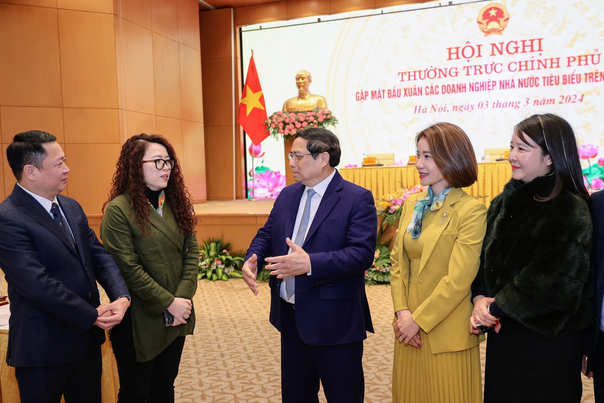 doanh nghiep nha nuoc can tai cau truc quan tri dan dau trong doi moi sang tao va cac nganh moi noi hinh 5