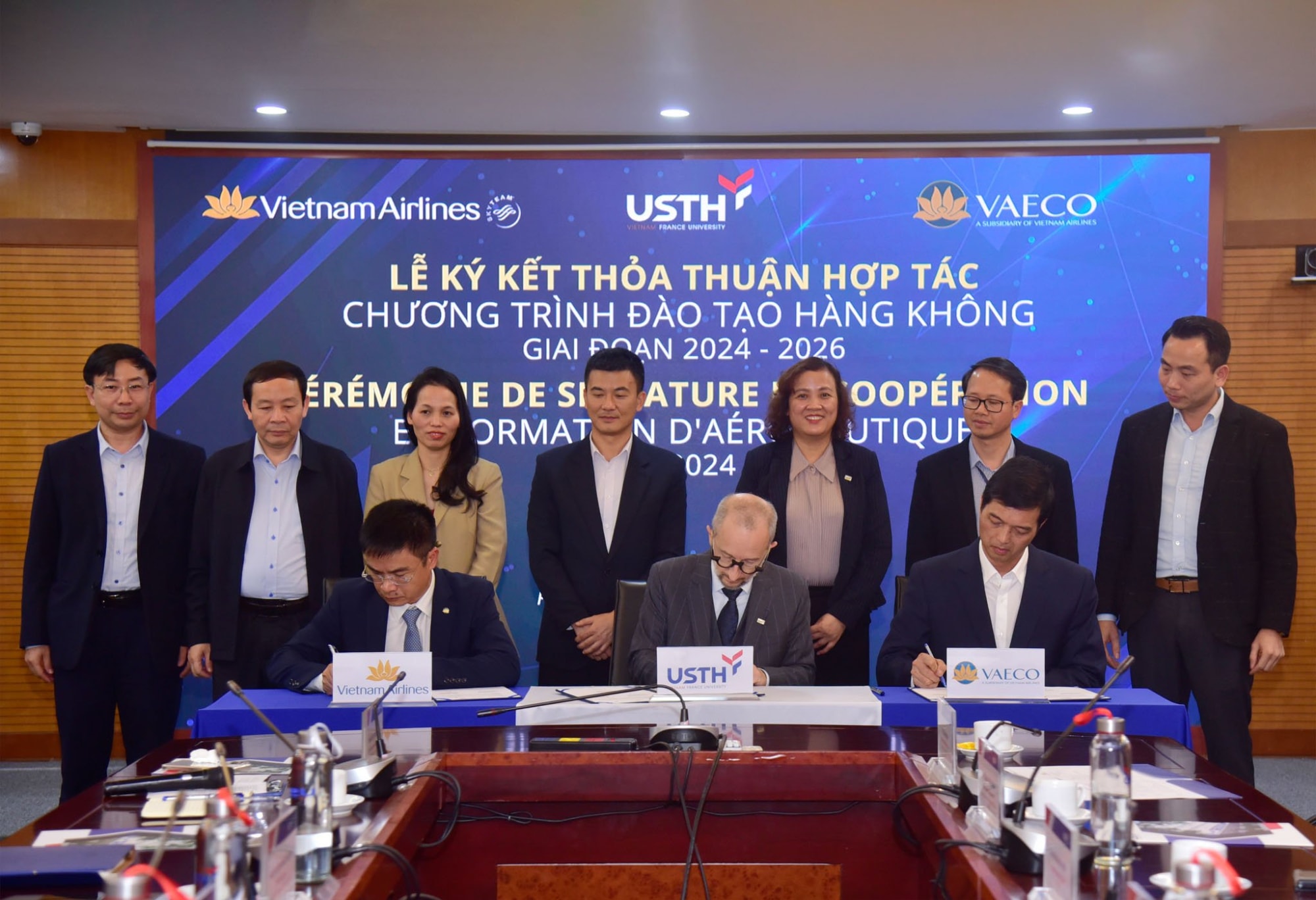 vietnam airlines ky thoa thuan hop tac chuong trinh dao tao ky thuat hang khong hinh 1