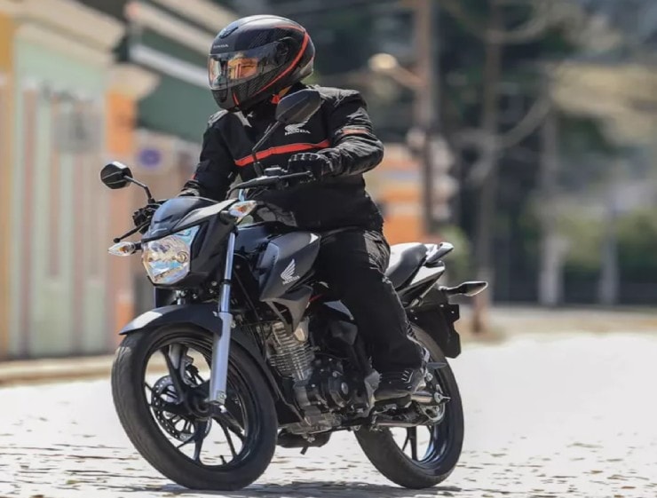 honda cg 160 titan 2024 suc hut manh me voi phai manh hinh 1