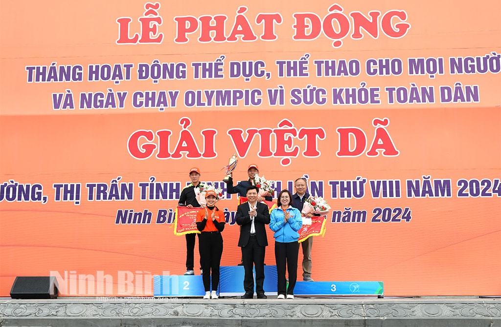 gan 800 van dong vien tham gia giai viet da o ninh binh nam 2024 hinh 2