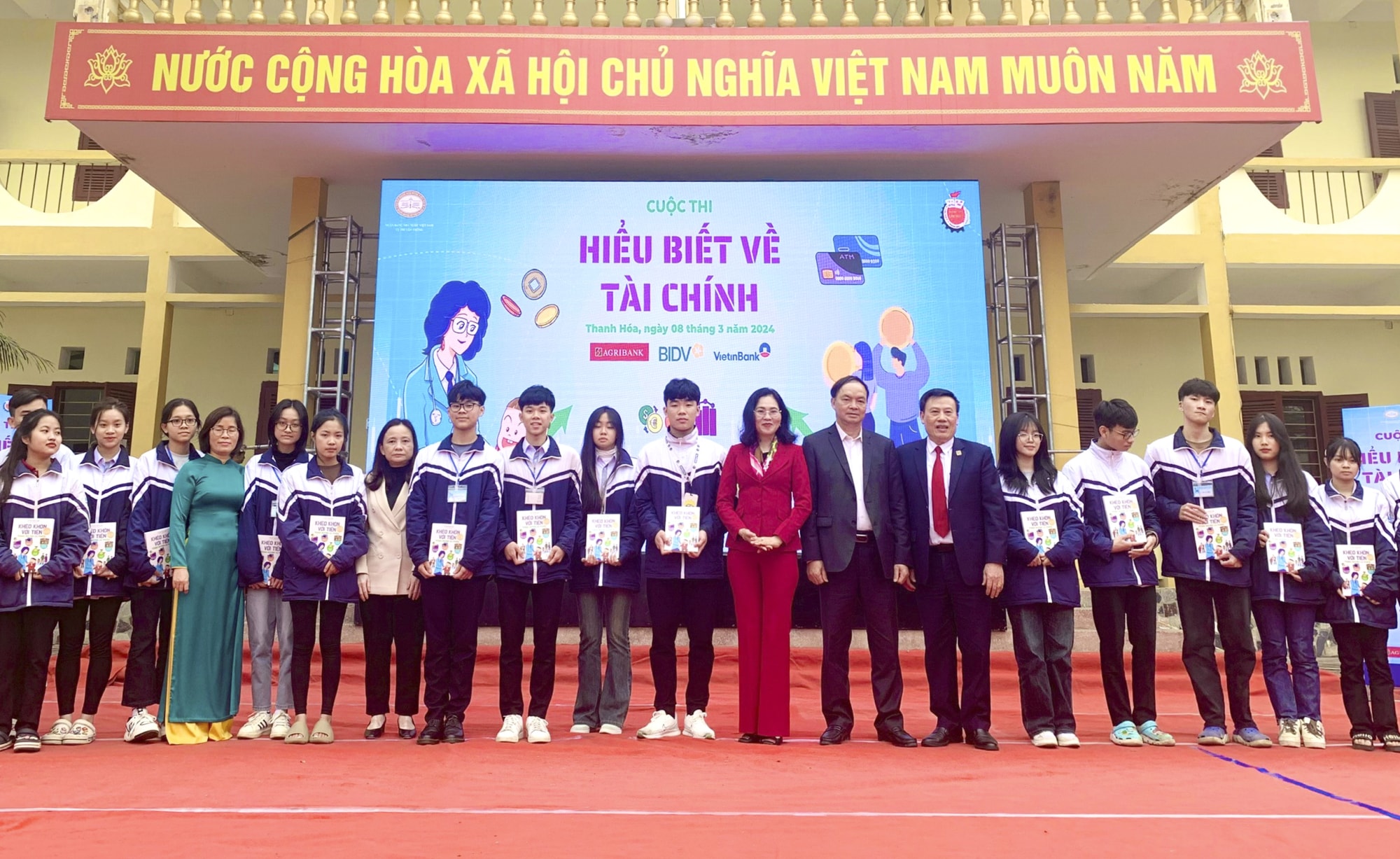 agribank cung toan nganh ngan hang thuc hien su menh giao duc tai chinh hinh 5