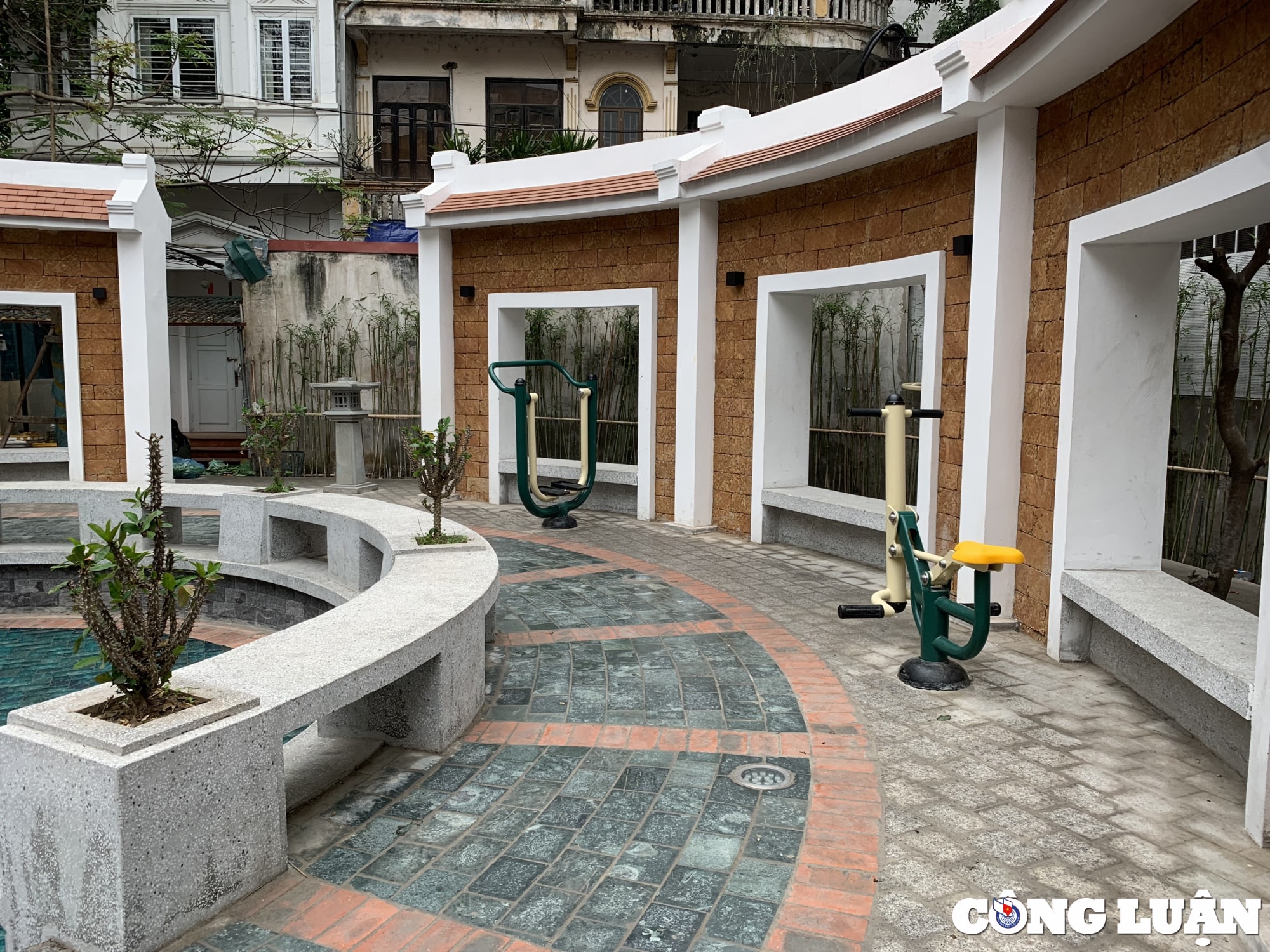 an tuong voi khu vui choi cai tao tu gieng lang giua thu do ha noi hinh 7