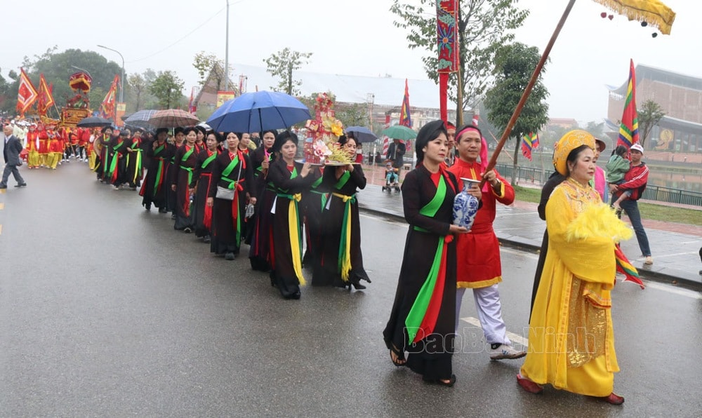 le hoi lang diem hut khach bang khong gian dam dac chat quan ho hinh 1