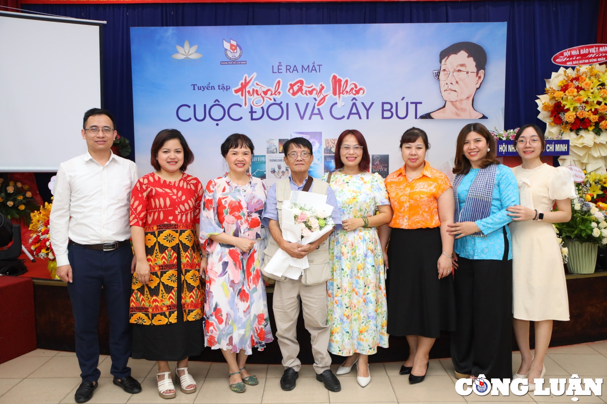 ra mat sachtuyen taphuynh dung nhan cuoc doi va cay but hinh 2