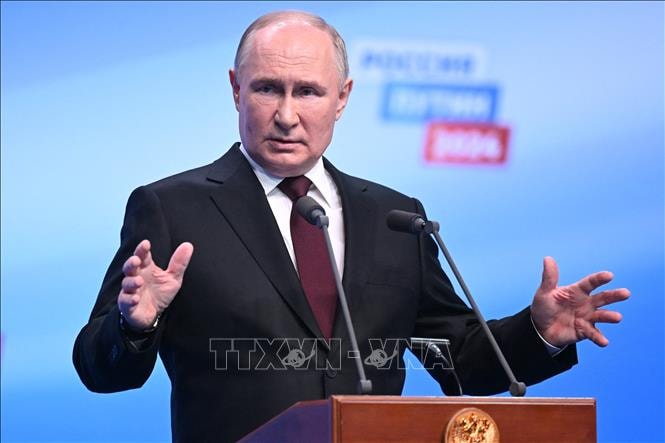 tong bi thu nguyen phu trong gui thu chuc mung ong vladimir putin duoc bau lai lam tong thong lien bang nga hinh 1