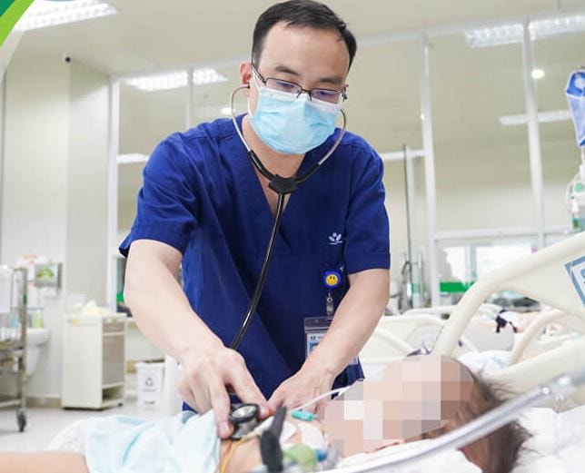 be dung dua de do mot tre nhap vien trong trang thai nguy kich hinh 1