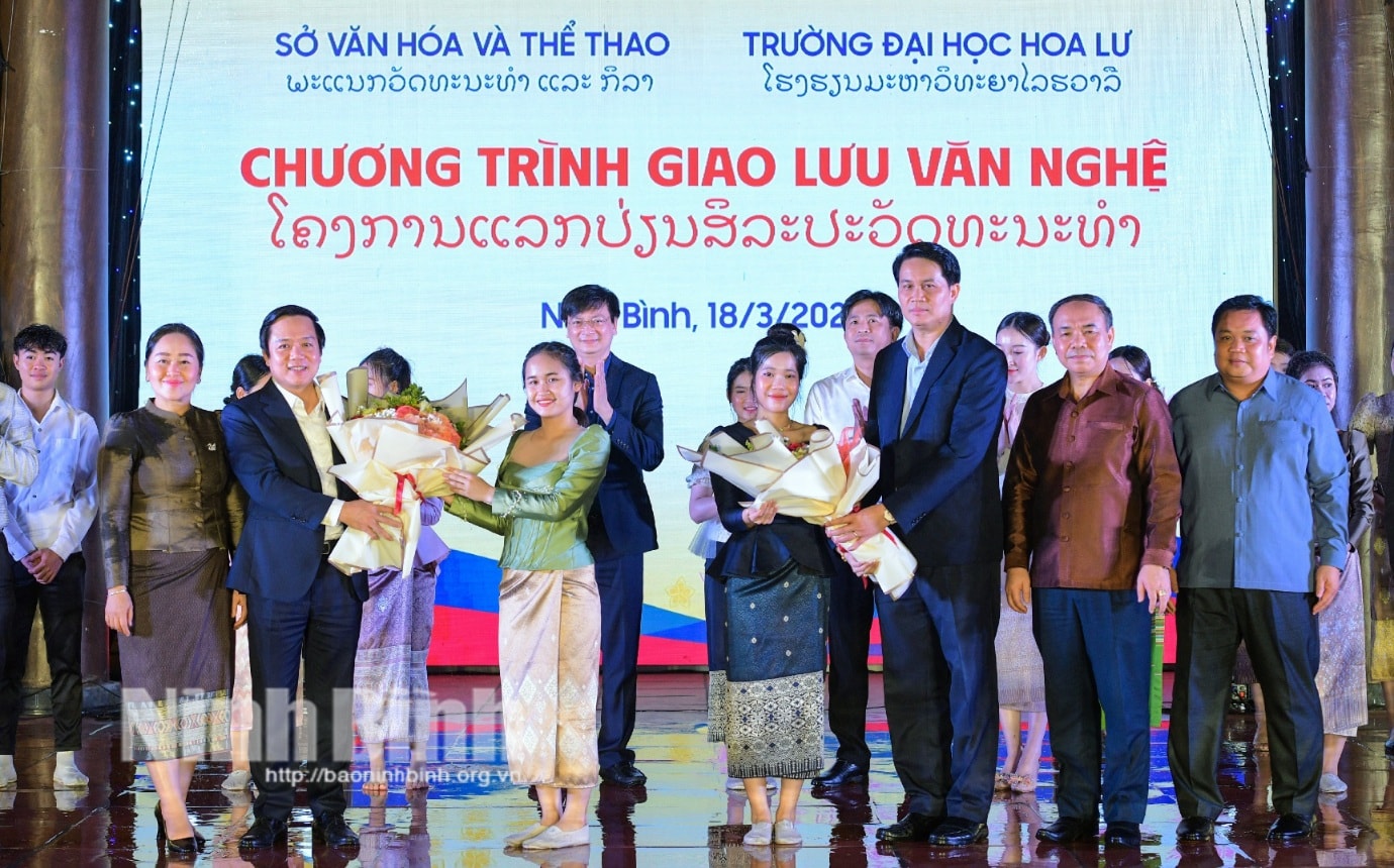 chuong trinh giao luu van nghe viet nam  lao tai ninh binh hinh 1