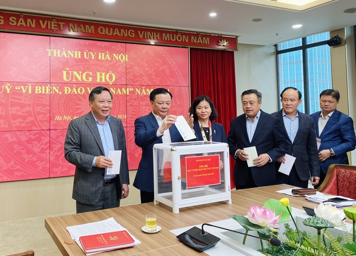 lanh dao tp ha noi ung ho quy vi bien dao viet nam nam 2024 hinh 1